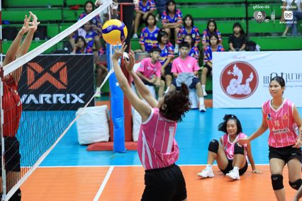 ประมวลภาพ วอลเลย์บอลนักเรียน แชมป์กีฬา 7HD 2026 : สตรีสิริเกศ พบ เทศบาลชุมชนป้อมเพชร