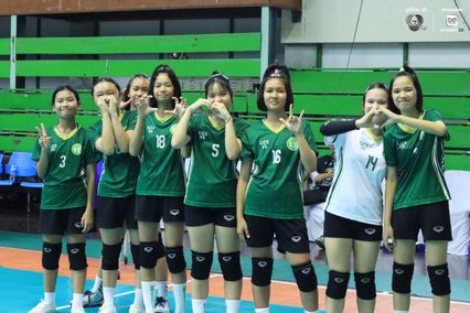 ประมวลภาพ วอลเลย์บอลนักเรียน แชมป์กีฬา 7HD 2026 : กีฬาจ.อ่างทอง พบ จันทร์กระจ่างศึกษา