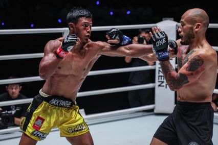 ONE Championship : เสือแบล็ค ท.พราน49 - แบล็คแพนเธอร์ กอดคอคว้าชัย ศึก ONE Fight Night 45