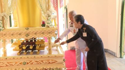 สมเด็จพระกนิษฐาธิราชเจ้า กรมสมเด็จพระเทพรัตนราชสุดา ฯ สยามบรมราชกุมารี พระราชทานเพลิงศพ ท่านผู้หญิงธิดา เศวตศิลา และนางนลินี แสงสุพรรณ