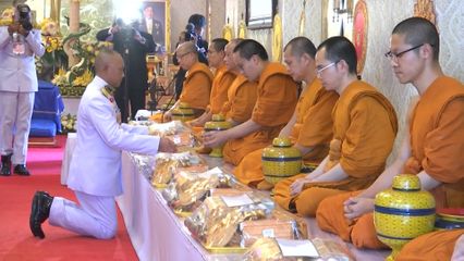 ผู้แทนพระองค์ ไปในการถวายเทียนพรรษา และเครื่องสังฆทานพระราชทาน ณ วัดสุทธิวราราม