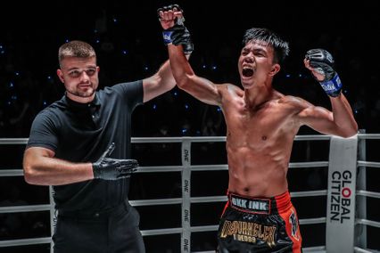 ONE ลุมพินี : เด็ดดวงเล็ก ทอฝันฟาร์ม รีแมตช์ ก้องศึก ศิษย์สารวัตรเสือ ชิงชัย 3 ไฟต์ติด ใน ONE ลุมพินี 167