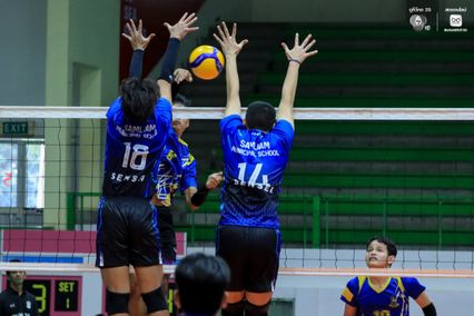 ประมวลภาพ วอลเลย์บอลนักเรียน แชมป์กีฬา 7HD 2026 : เทศบาลบ้านสามเหลี่ยม พบ นวมินทราชูทิศ มัชฌิม
