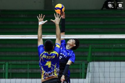 ประมวลภาพ วอลเลย์บอลนักเรียน แชมป์กีฬา 7HD 2026 : เทศบาลบ้านสามเหลี่ยม พบ นวมินทราชูทิศ มัชฌิม