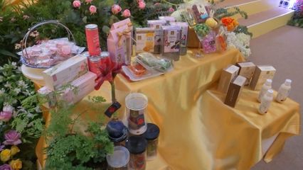 องคมนตรี เป็นประธานในงานเปิดตัวผลิตภัณฑ์และผลิตผลใหม่ใน งานโครงการหลวง 57 สืบสานพรรณพืชพระราชทาน ต่อยอดวิจัยและพัฒนาสู่ผลิตภัณฑ์คุณภาพ