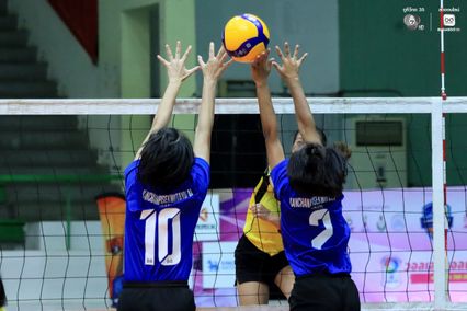ประมวลภาพ วอลเลย์บอลนักเรียน แชมป์กีฬา 7HD 2026 : เทศบาลชุมชนป้อมเพชร พบ กาญจนาภิเษกวิทยาลัย กระบี่