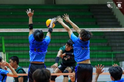ประมวลภาพ วอลเลย์บอลนักเรียน แชมป์กีฬา 7HD 2026 : เทศบาลบ้านสามเหลี่ยม พบ กาญจนาภิเษกวิทยาลัย กระบี่