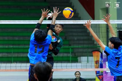 ประมวลภาพ วอลเลย์บอลนักเรียน แชมป์กีฬา 7HD 2026 : เทศบาลบ้านสามเหลี่ยม พบ กาญจนาภิเษกวิทยาลัย กระบี่