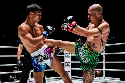 ONE ลุมพินี : เพชรนิลมังกร น้ำแข็งไอซ์แลนด์ ยืดสถิติไร้พ่าย คว้าชัยเหนือ เพชร สวนหลวงรถยก ศึก ONE ลุมพินี 165