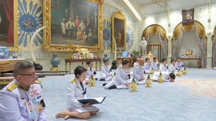 พระบาทสมเด็จพระเจ้าอยู่หัว และสมเด็จพระนางเจ้าฯ พระบรมราชินี พระพระราชทานพระบรมราชวโรกาสให้เอกอัครราชทูตวิสามัญผู้มีอำนาจเต็มประจำต่างประเทศ เฝ้าทูลละอองธุลีพระบาท กราบถวายบังคมลาในโอกาสที่จะเดินทางไปปฏิบัติหน้าที่