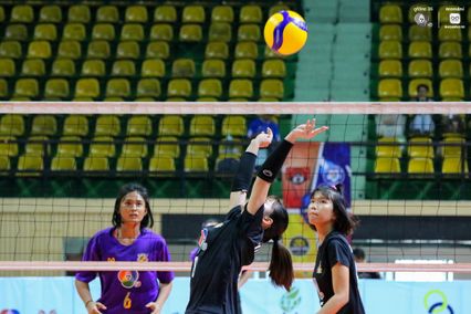 ประมวลภาพ วอลเลย์บอลนักเรียน แชมป์กีฬา 7HD 2026 : กีฬานครนนท์วิทยา 6 พบ เทพมงคลรังษี