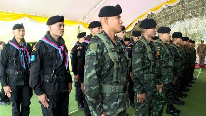 องคมนตรี เชิญสิ่งของพระราชทาน ไปมอบแก่เจ้าหน้าที่ที่ปฏิบัติภารกิจกองกำลังชายแดน ที่ได้รับผลกระทบจากสถานการณ์ชายแดนไทย-กัมพูชา ในพื้นที่ภาคตะวันออก
