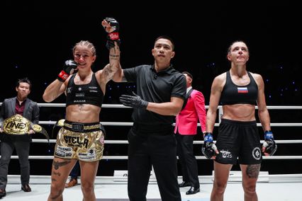 ONE Championship : สเตลลา เฮเมตซ์เบอร์เกอร์ สาดแข้งดับฝัน นาตาเลีย ดิอาชโควา ศึก ONE Fight Night 46