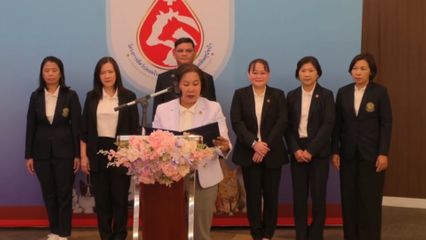 รองประธานสถาบันวิจัยจุฬาภรณ์ เป็นประธานในพิธีเปิดการฝึกอบรมแบบบูรณาการ เพื่อเผยแพร่ความรู้และการถ่ายทอดเทคโนโลยี ในการบริหารจัดการโรคพิษสุนัขบ้าสู่ชุมชน ที่จังหวัดประจวบคีรีขันธ์