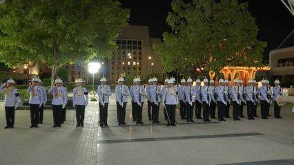 พระบาทสมเด็จพระเจ้าอยู่หัว และสมเด็จพระนางเจ้า ฯ พระบรมราชินี ทอดพระเนตรการแสดงบัลเลต์ เรื่องโรมิโอ & จูเลียต เนื่องในโอกาสมหามงคลเฉลิมพระชนมพรรษา 4 รอบ สมเด็จพระนางเจ้า ฯ พระบรมราชินี