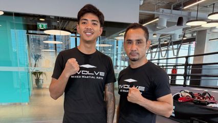 ONE ลุมพินี : สามเอ ไก่ย่างห้าดาว ติวเข้ม ยามีน พีเค.แสนชัย หนุนลุยคิกบ็อกซิง